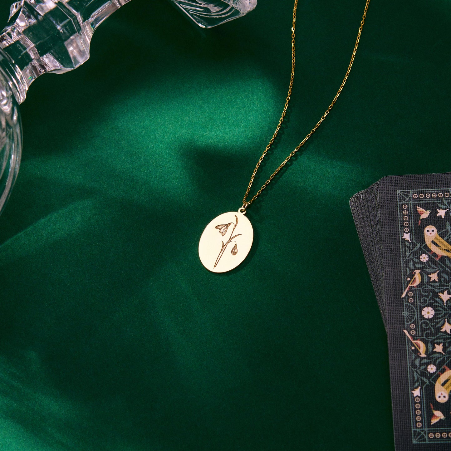 Custom Birth Flower Necklace - Oval